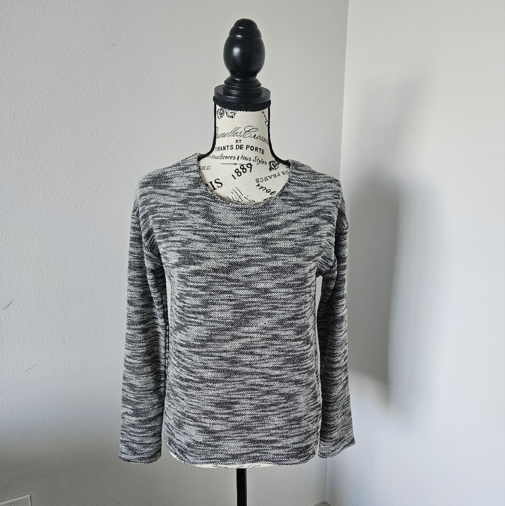 🇨🇵 camaieu sweater lightweight  polyester gray size small 🇨🇵